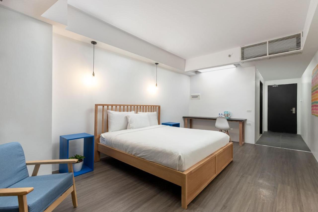 Draper Hotel Makati Makati City Ngoại thất bức ảnh