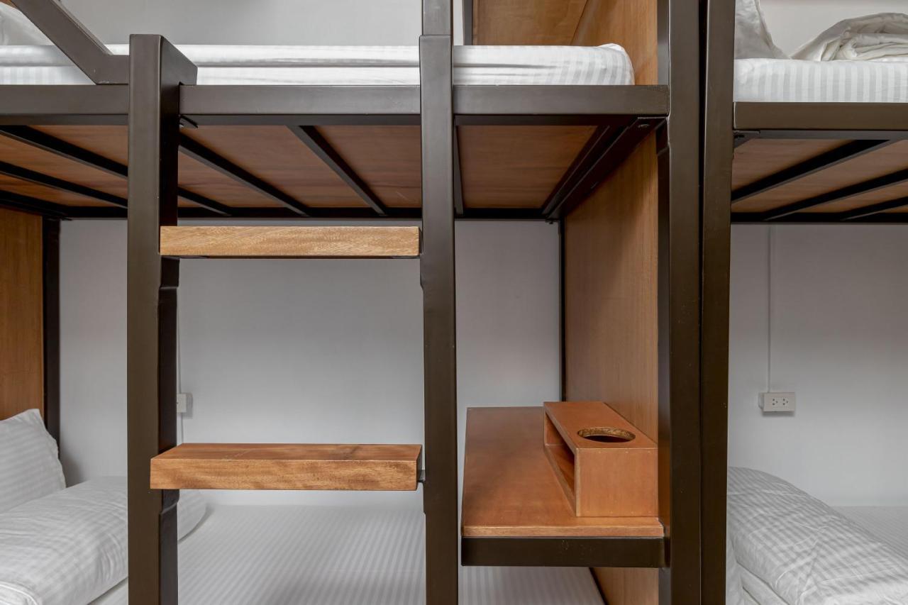 Draper Hotel Makati Makati City Ngoại thất bức ảnh